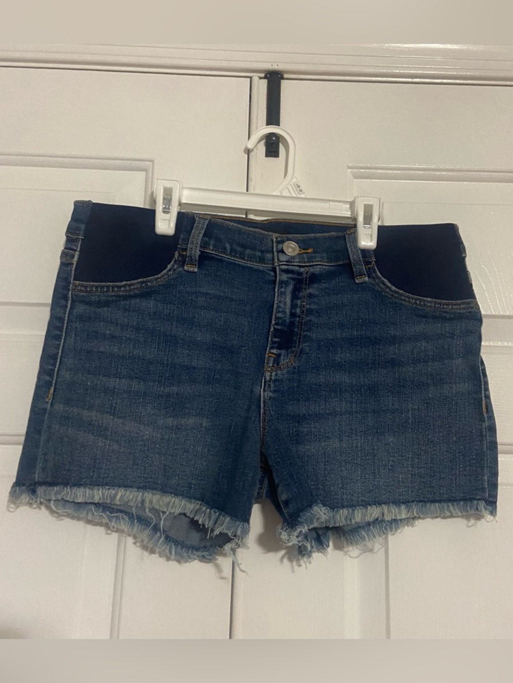 NWT Hudson Gemma Midrise Maternity Shorts  29